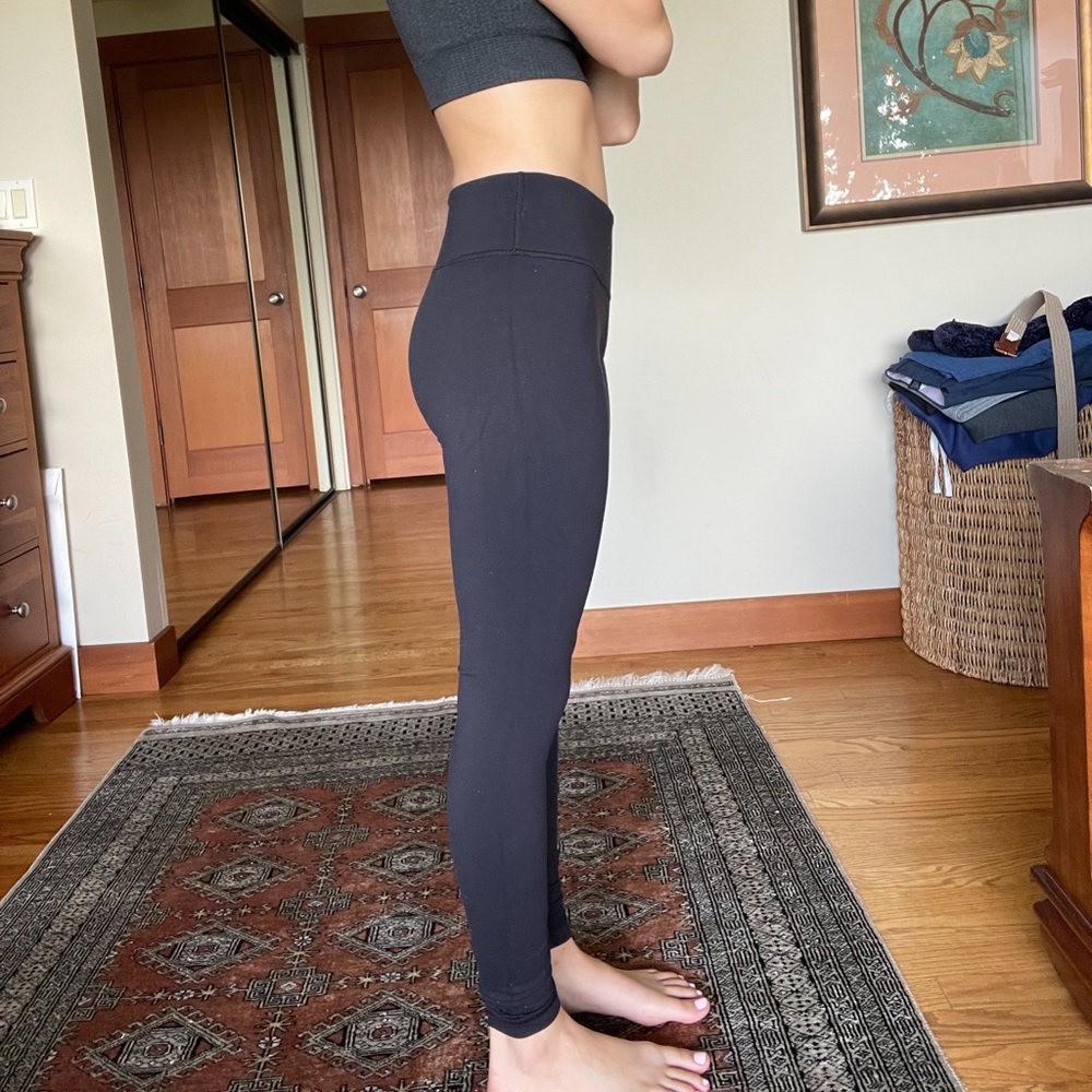 Lululemon black leggings
